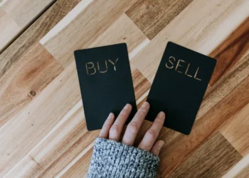 “TEODORO BASTOS DE ALMEIDA e o sucesso das finanças em Angola”