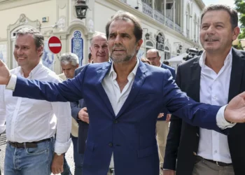 Montenegro declara apoio a Albuquerque e defende cooperação com as Regiões Autónomas