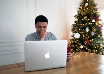 “Desmistificando Finanças: Da Preocupação à Oportunidade”