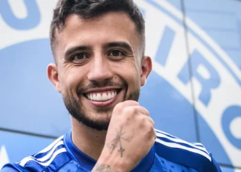 Cruzeiro anuncia contratação de volante Matheus Henrique