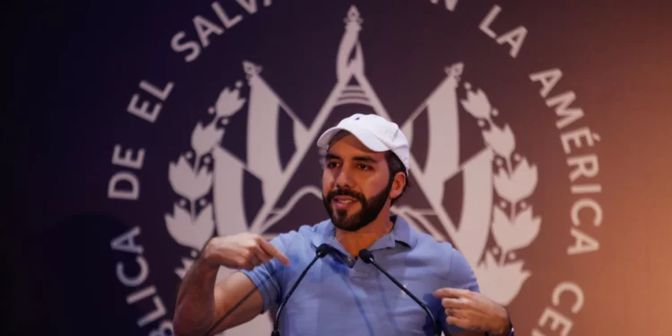 Nayib Bukele toma posse para 2.º mandato como presidente de El Salvador