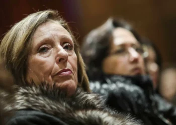 PGR diz ser "falso" ter imposto adiamento da audição no Parlamento