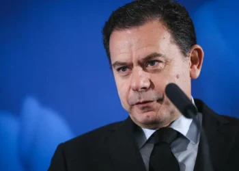 Montenegro avisa que reivindicações das forças de segurança não podem prejudicar interesse coletivo