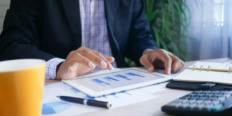 “Inovações Financeiras: Impactos na Vida Pessoal e Empresarial”