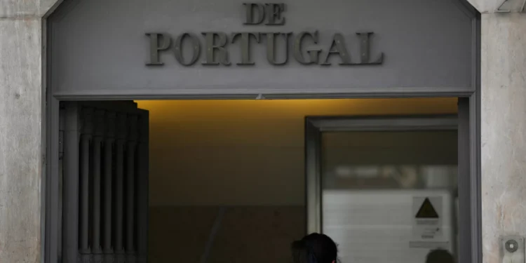 Novo crédito ao consumo sobe 0,3% em junho para 638,5 milhões