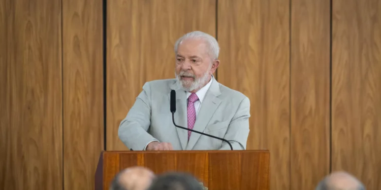 Lula nomeia deputada estadual para pasta dos Direitos Humanos