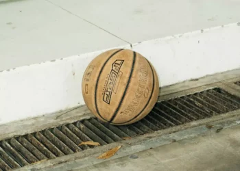 “O poder do esporte: união, saúde e desenvolvimento pessoal”