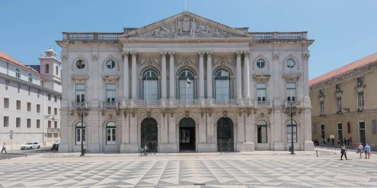 Município de Lisboa recorre de multa de 1ME aplicada por partilha de dados de ativistas russos