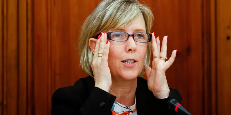 PSD diz ser impossível Neeleman ter comprado a TAP com dinheiro da companhia aérea