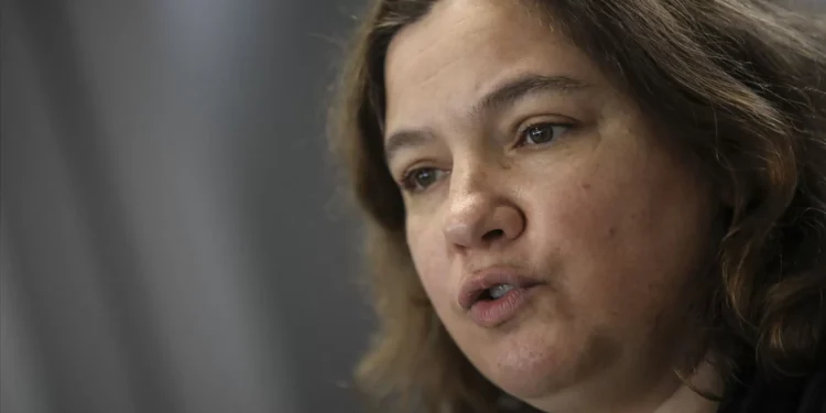 TAP. PS desafia Montenegro a esclarecer se mantém confiança política em Pinto Luz