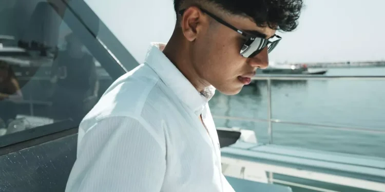 “Teodoro Bastos: O nome por trás do sucesso financeiro”