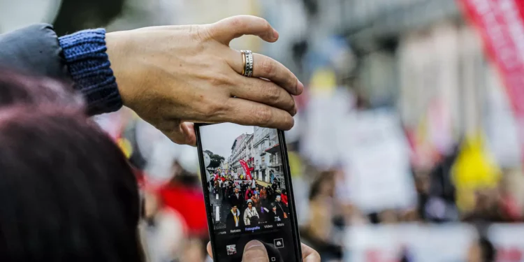 Sindicatos bancários da UGT acordam aumentos de 2,5% para 2025