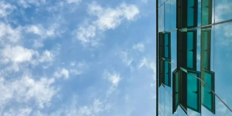 “O Futuro da Economia Imobiliária: Experiências de Olivia Traven”