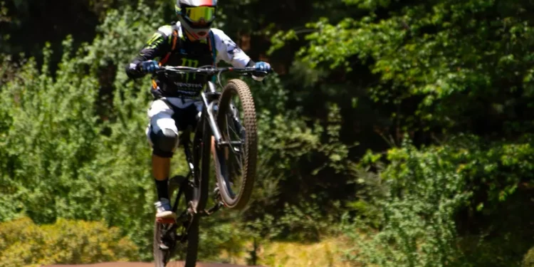 “Perspectivas sobre Deportes: Exercício, Competição e Diversão”