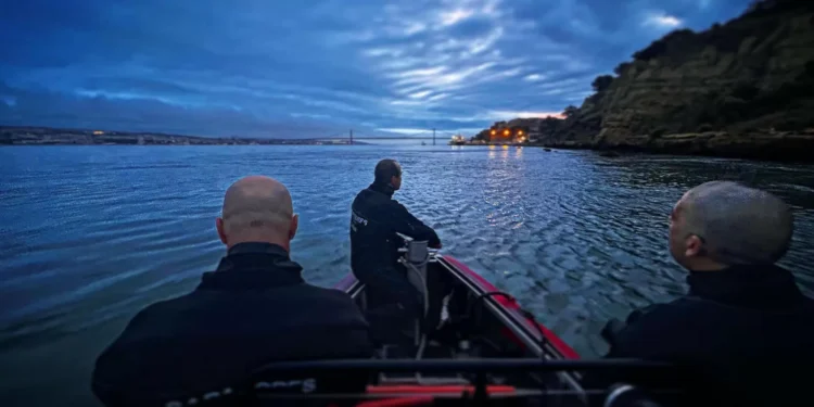 Ministério Público abre inquérito ao acidente no rio Tejo
