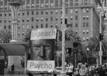 “A importância da Política na sociedade atual”