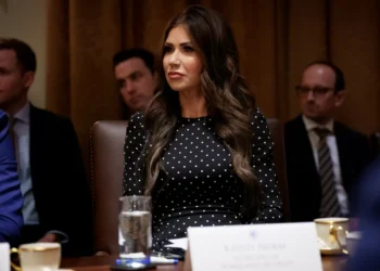 Governo dos EUA diz ter detido 20 mil imigrantes ilegais num mês