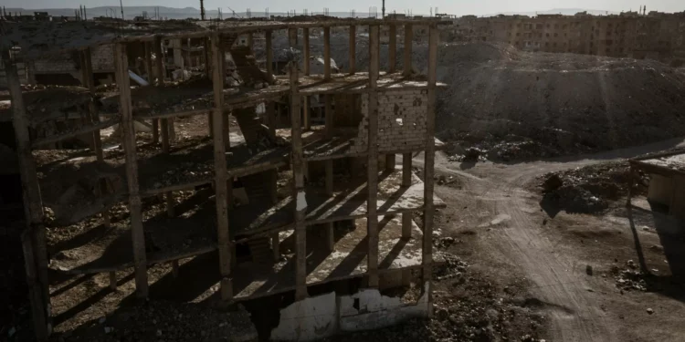 Sete civis morreram em explosão de munições no noroeste da Síria