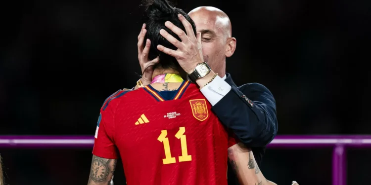 Jenni Hermoso quebra o silêncio após condenação de Luis Rubiales