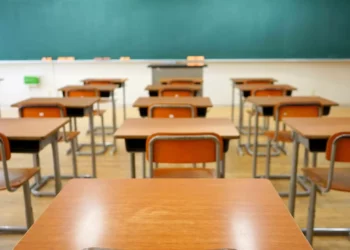 FNE e Fenprof reconhecem melhorias mas pedem mais para a mobilidade por doença