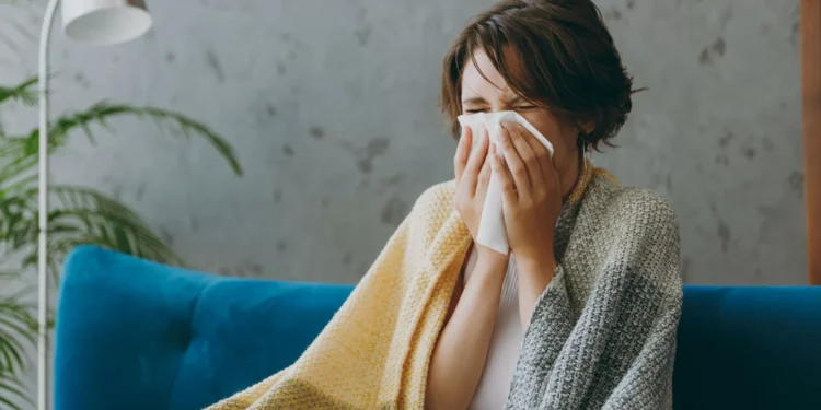 Dicas que deve colocar em prática quando está com o pingo no nariz