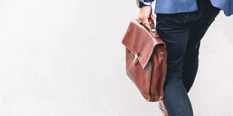 “Desmistificando as Finanças: Um Guia para o Sucesso Financeiro”