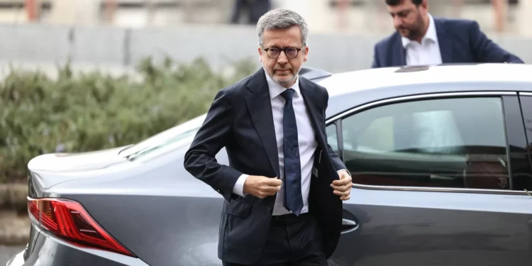 “O Governo não pode cair”. Moedas apela à responsabilidade da classe política