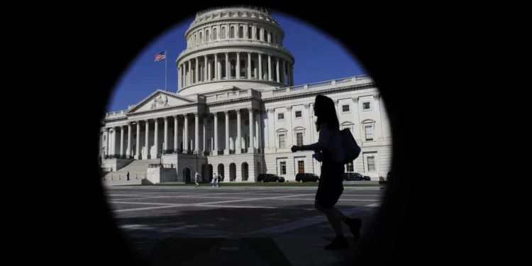 Chefias militares alertam Senado para impacto negativo de lei orçamental