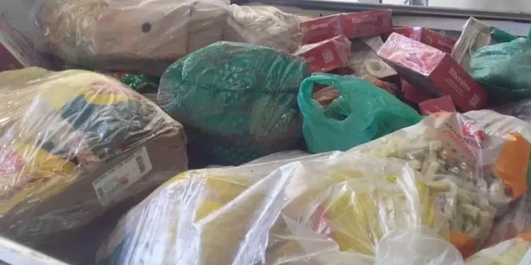 Polícia procura suspeitos de atacar ônibus de torcida em Alagoas