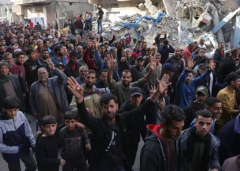 Centenas de palestinianos manifestam-se contra Hamas no norte de Gaza