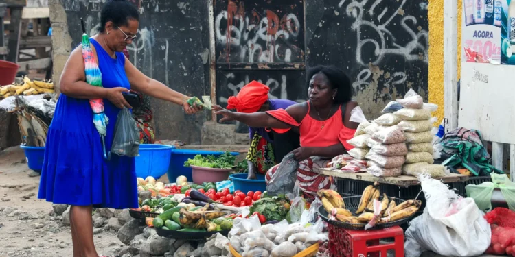 Preços em Angola aumentaram 25,26% em fevereiro face ao período homólogo