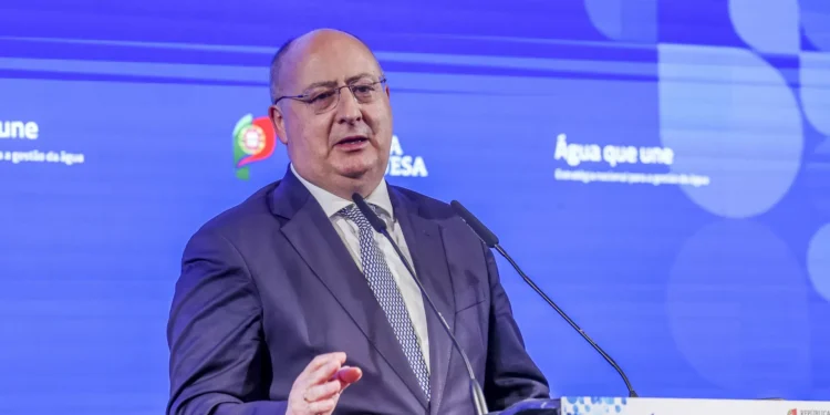 Estratégia para água prevê novas barragens e redução de perdas