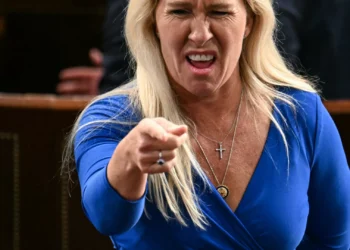 “Volta para o teu país”. Republicana gera polémica após atacar jornalista