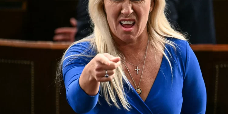 “Volta para o teu país”. Republicana gera polémica após atacar jornalista