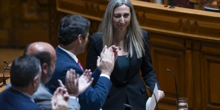 Caso das Gémeas. Relatório entregue sexta-feira e discutido a partir de dia 26