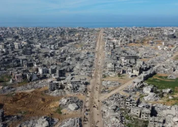 Forças israelitas dizem ter intercetado projéteis de Gaza e míssil do Iémen