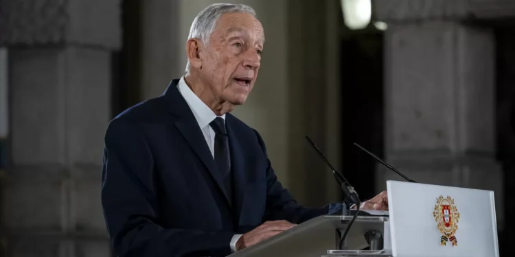 Marcelo anuncia dissolução. O que pode e não fazer o Parlamento?