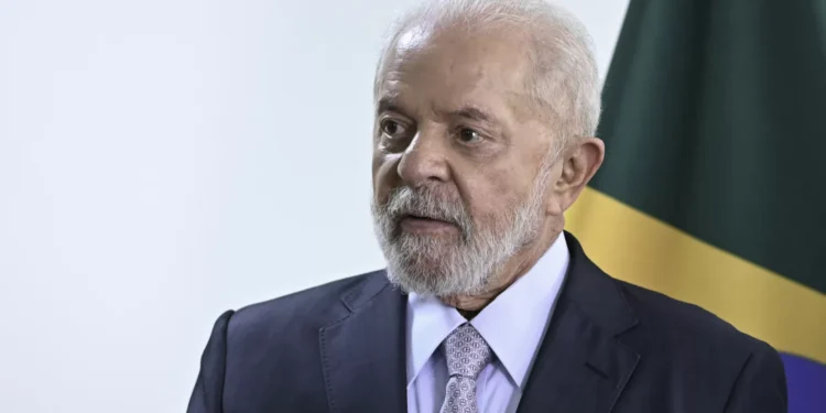 Brasil aumenta capacidade de produção de aço perante ameaças de Trump