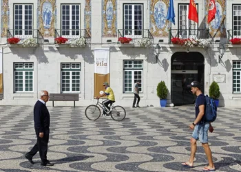 PS (de novo) à procura de candidato para Cascais. Siza Vieira coloca-se fora da corrida autárquica