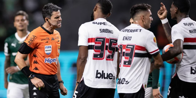 Santos estuda renovação de Neymar até a Copa do Mundo; entenda o cenário