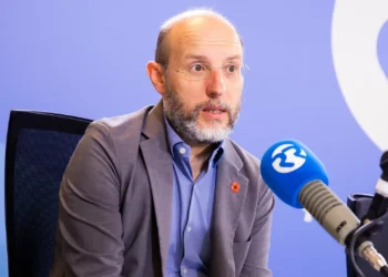 Livre diz que país vai para eleições por irresponsabilidade de Montenegro