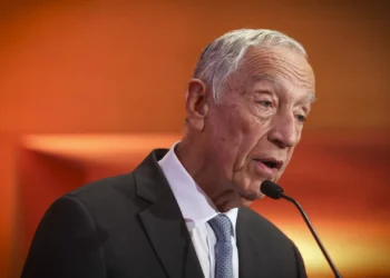 Marcelo encontra-se com comunidade cigana e apela a “diálogo recíproco rumo à inclusão”