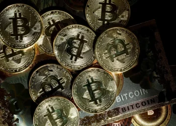 Bitcoin sobe 2% e supera os 95.000 dólares quase dois meses depois