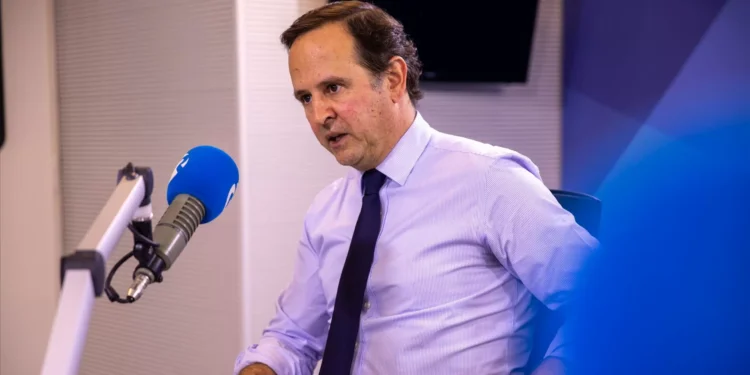 Medina acusa MP de “reforçar a publicidade” a denúncias anónimas arquivadas em 2024