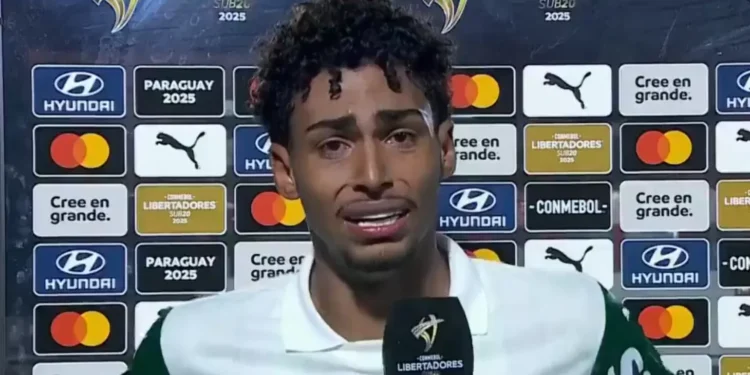 Suárez tenta morder Jordi Alba durante briga; veja