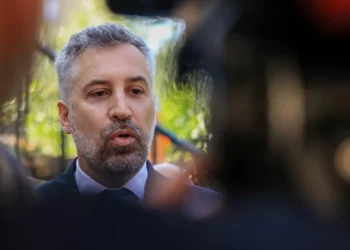 Apagão: Pedro Nuno critica falta de informação e celeridade da Proteção Civil