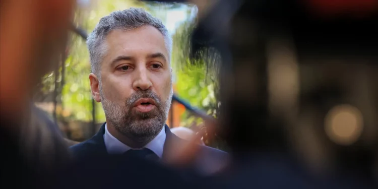 Apagão: Pedro Nuno critica falta de informação e celeridade da Proteção Civil