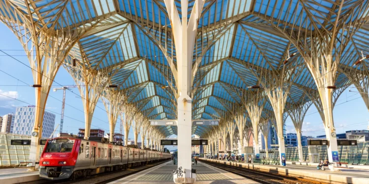 CP “lamenta impacto da greve” e contesta ausência de serviços mínimos