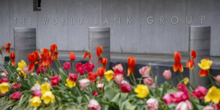 Banco Mundial financia melhoria do setor público guineense com 10 milhões