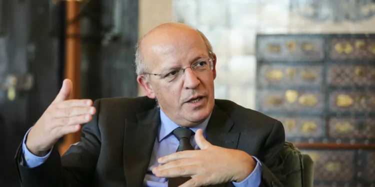 “PS não deverá inviabilizar a entrada em funções do governo”